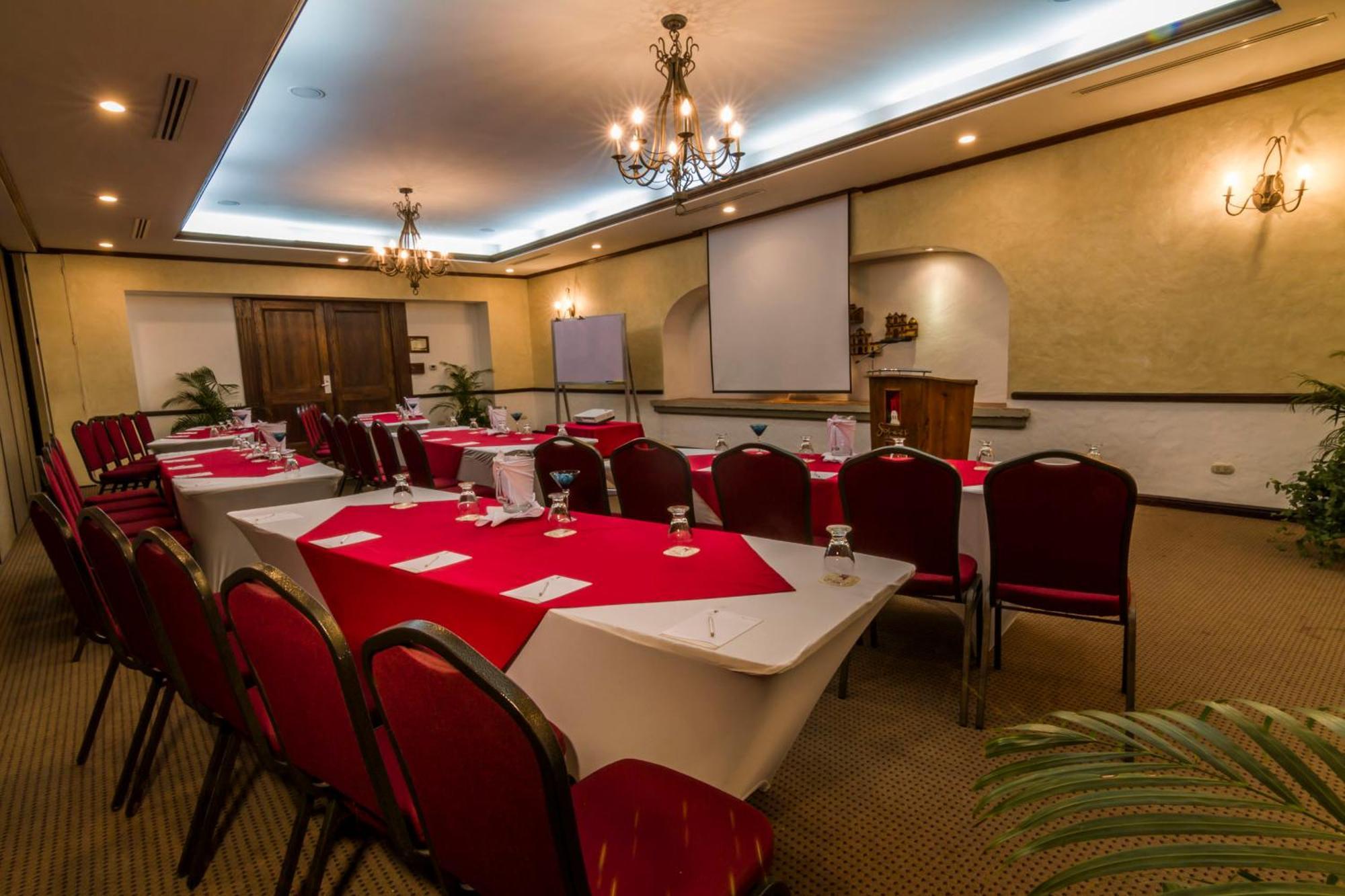 Hotel Soleil La Antigua Екстериор снимка