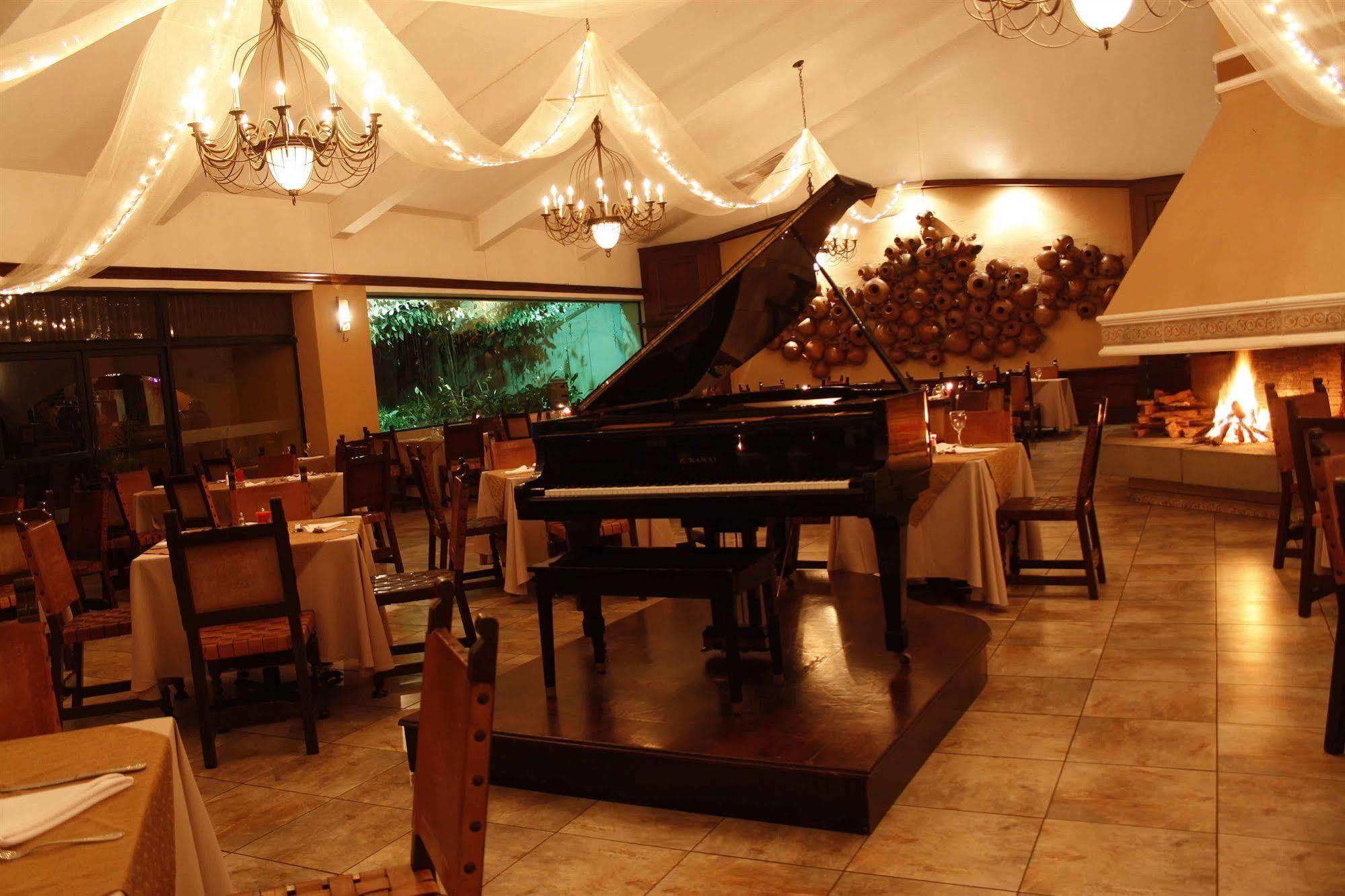 Hotel Soleil La Antigua Екстериор снимка
