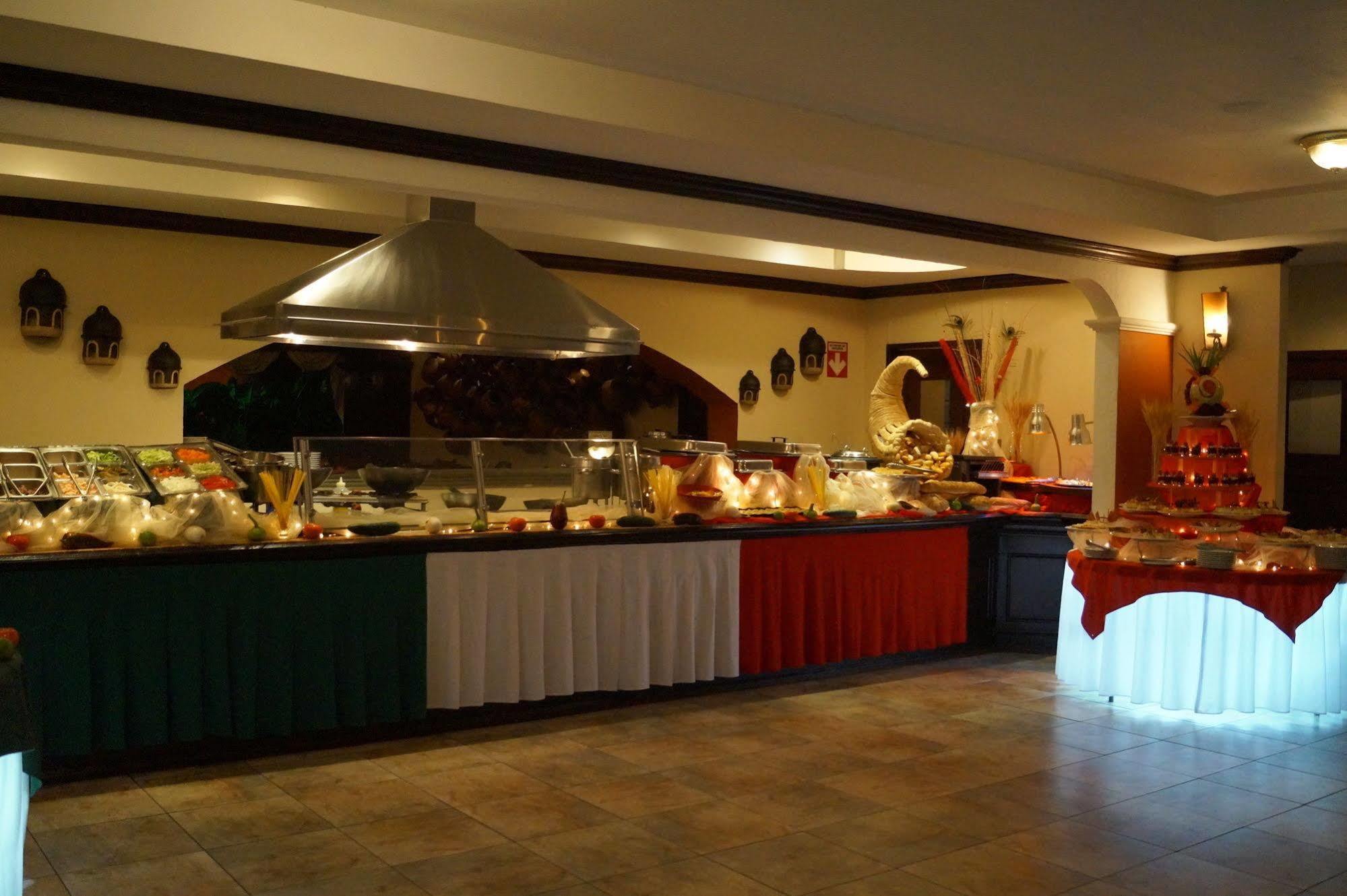 Hotel Soleil La Antigua Екстериор снимка